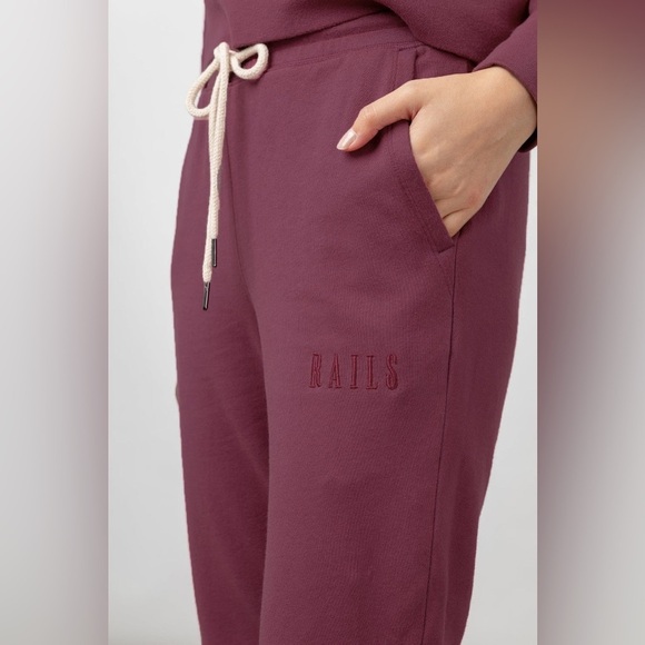 Rails Kingston Cranberry Jogger Sweatpants Size XS - Picture 3 of 16
